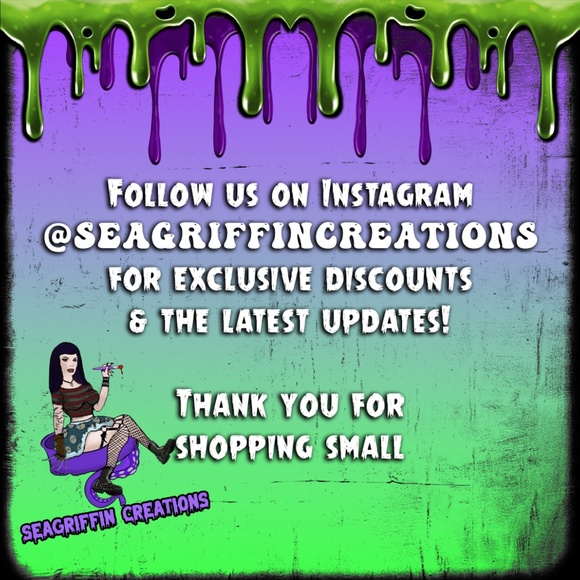 13 Ghosts Earrings - Picture 3 of 3